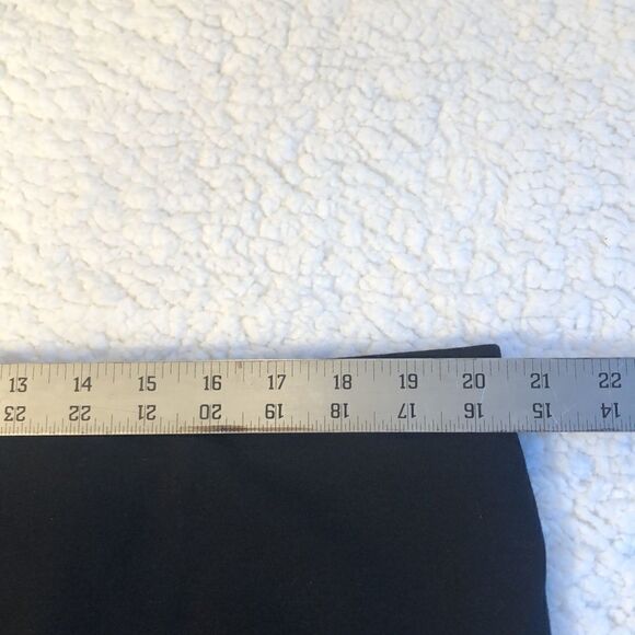 FOREVER 21 Women’s 3X Black pants with STRETCH, waist 20 1/2", Inseam 26 1/4" - Picture 7 of 12